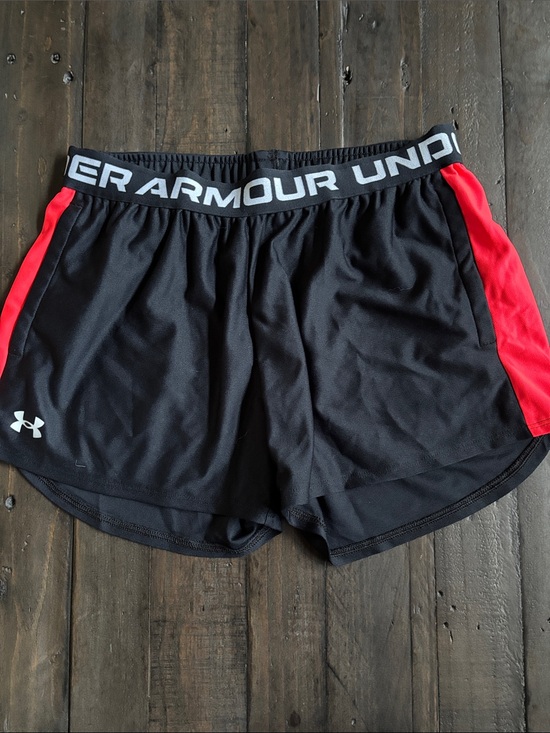 Under Armour Pants - Women Under Armor black athletic shorts elastic waist sz small